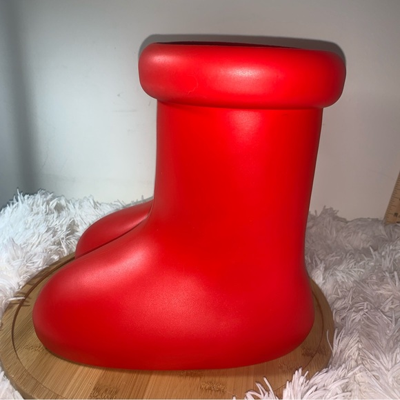 Cartoon Boots Big Red Boot Astro Boy Boots Women’s  Size 10 - Picture 3 of 7